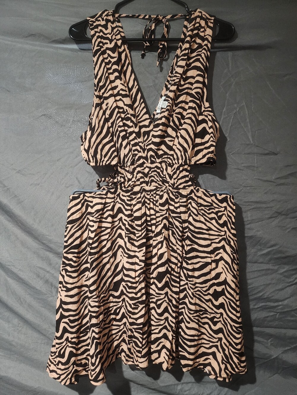 ​EUC Justify Tan Black Zebra Print Halter Cutout Smocked A-Line Mini Dress XL